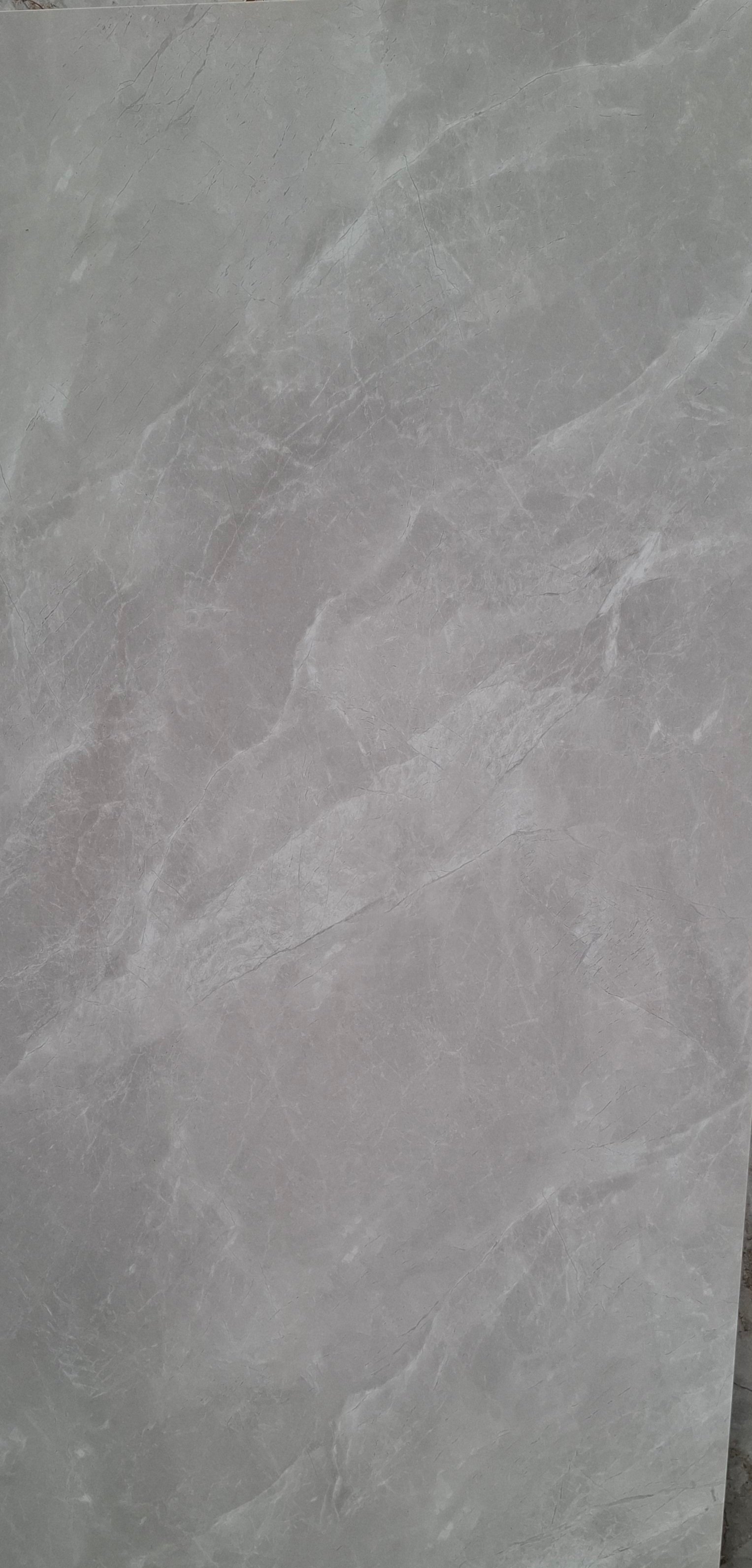 PORCELANATO AREZZO GRIS 